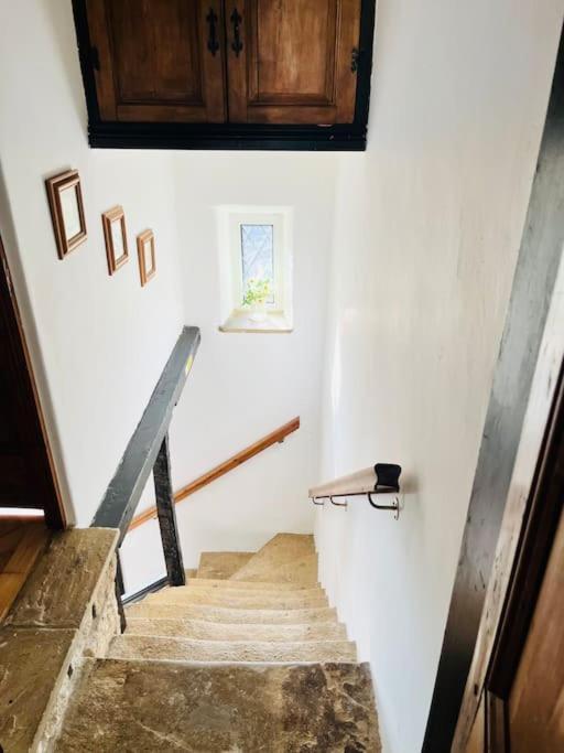 Otley Cottage Bagian luar foto