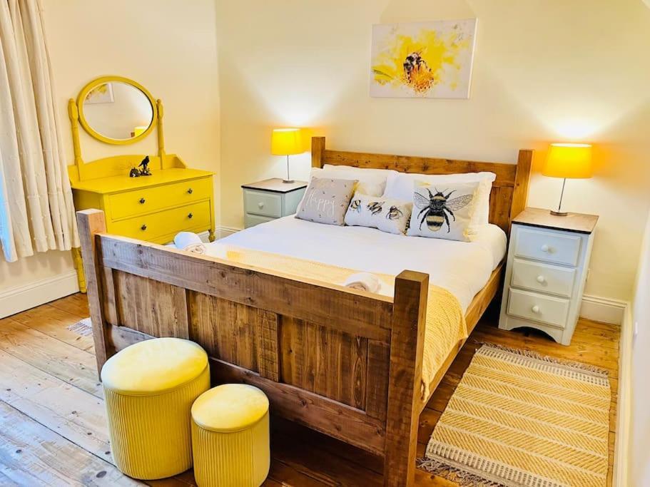 Otley Cottage Bagian luar foto